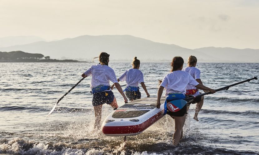 Racers entering the water for the 2017 Dragon World Championships