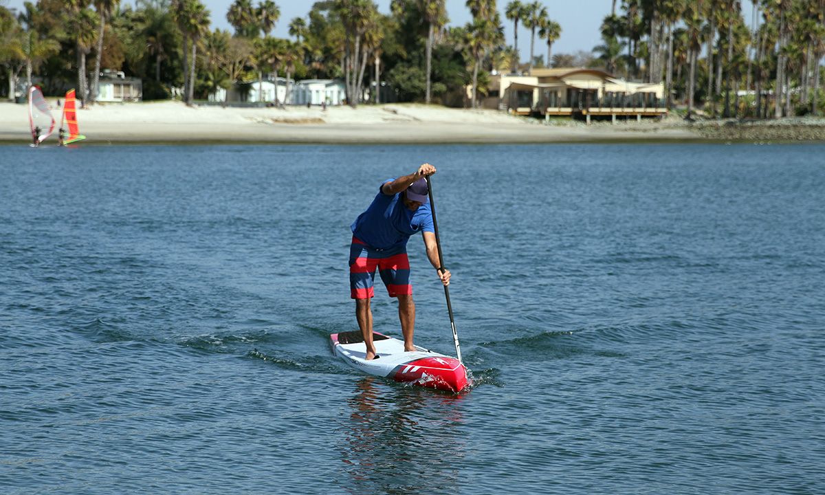 Supconnect's Publisher Andre Niemeyer paddles on the RS by SIC Maui. | Photo: Supconnect