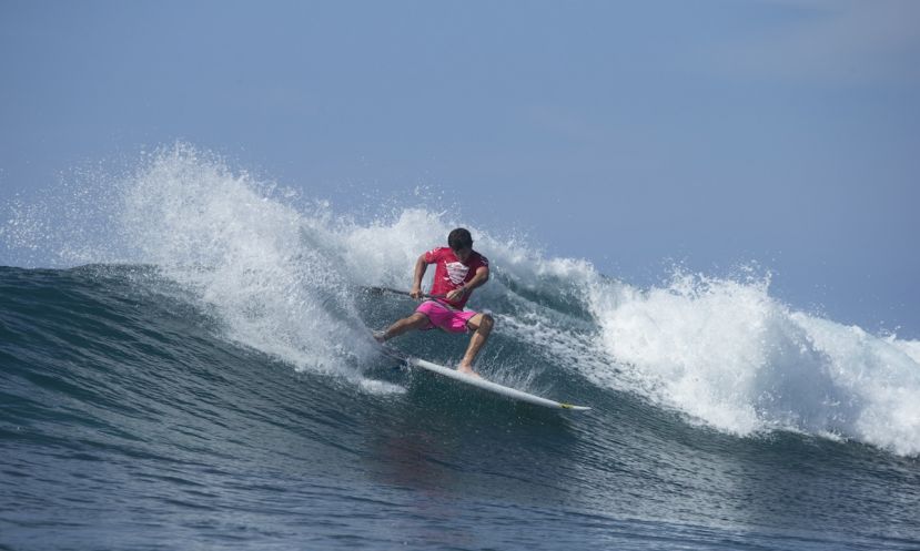 Surfing Oahu&#039;s North Shore With Mo Freitas