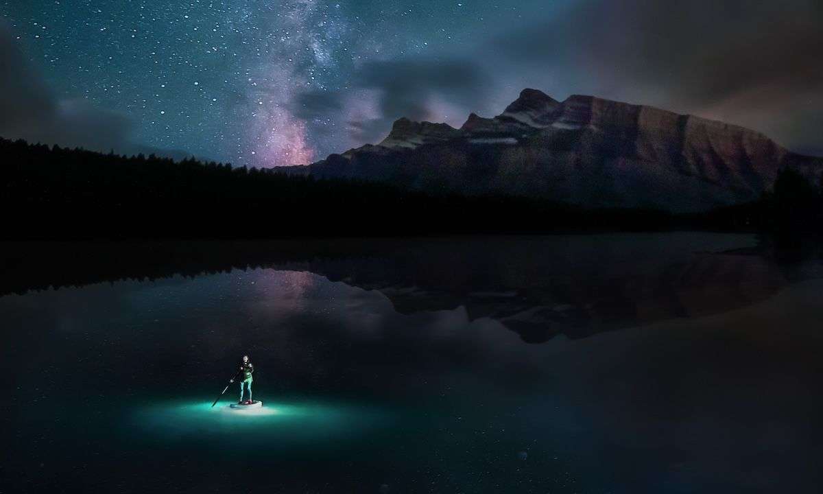 Tips for Paddle Boarding in the Dark
